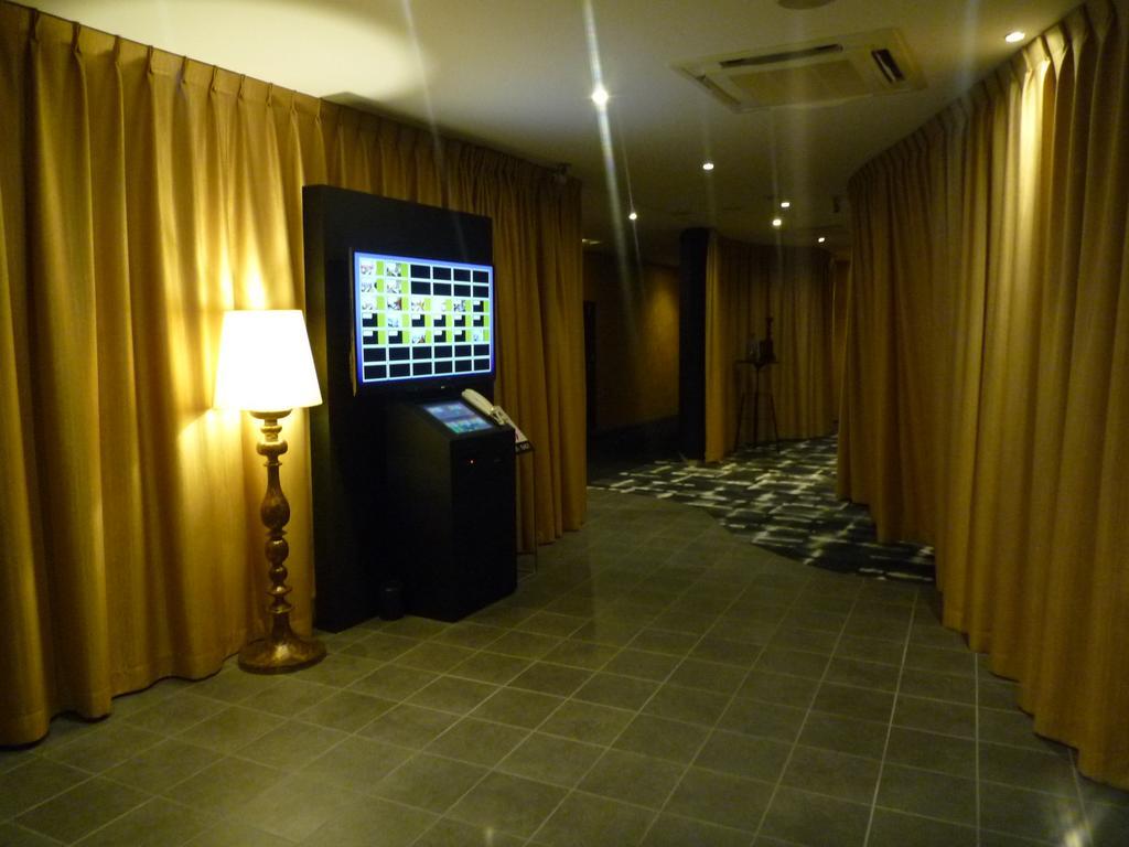 Hotel Beni East (Adults Only) Osaka Exterior photo